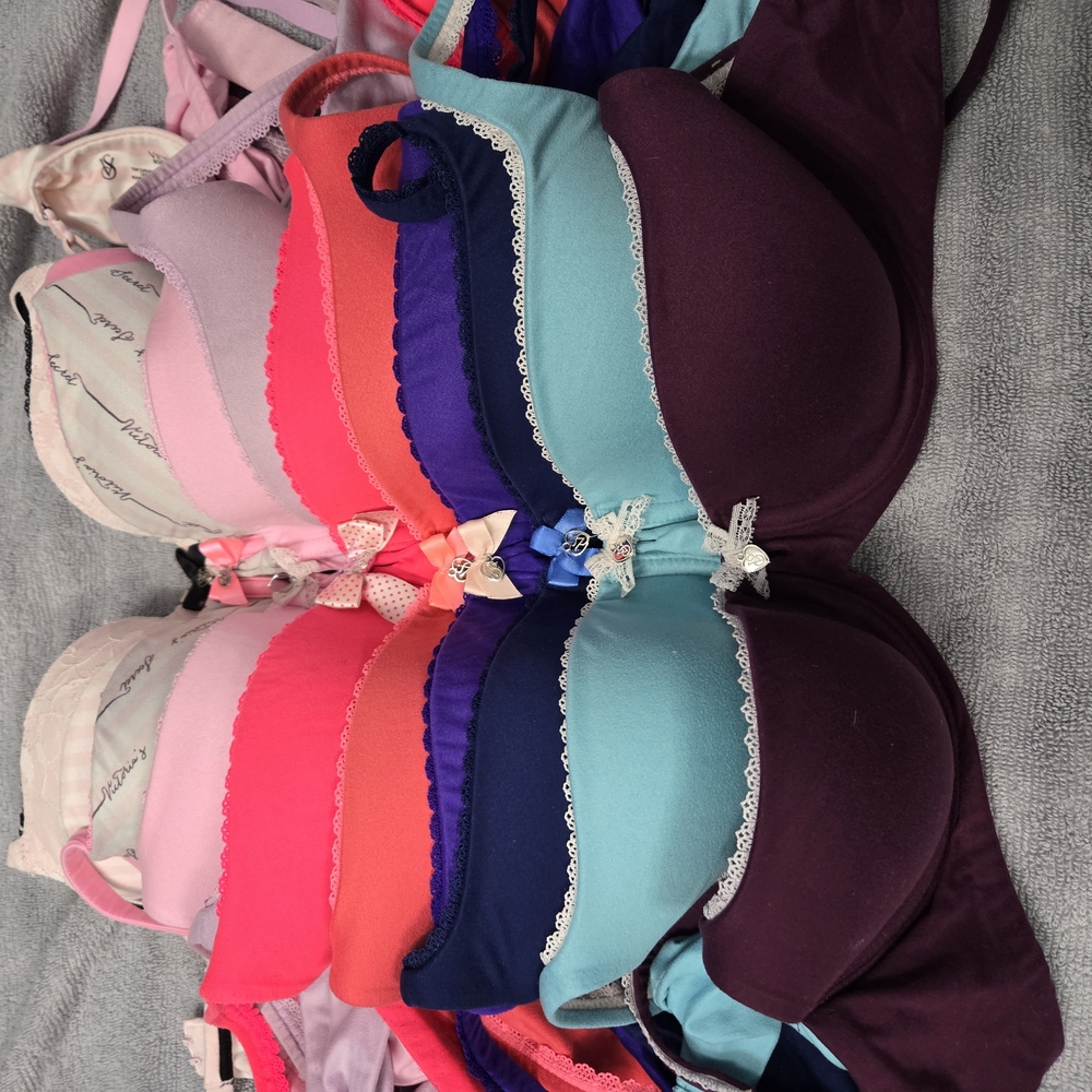 Colorful Women's Lace Trim Bras
